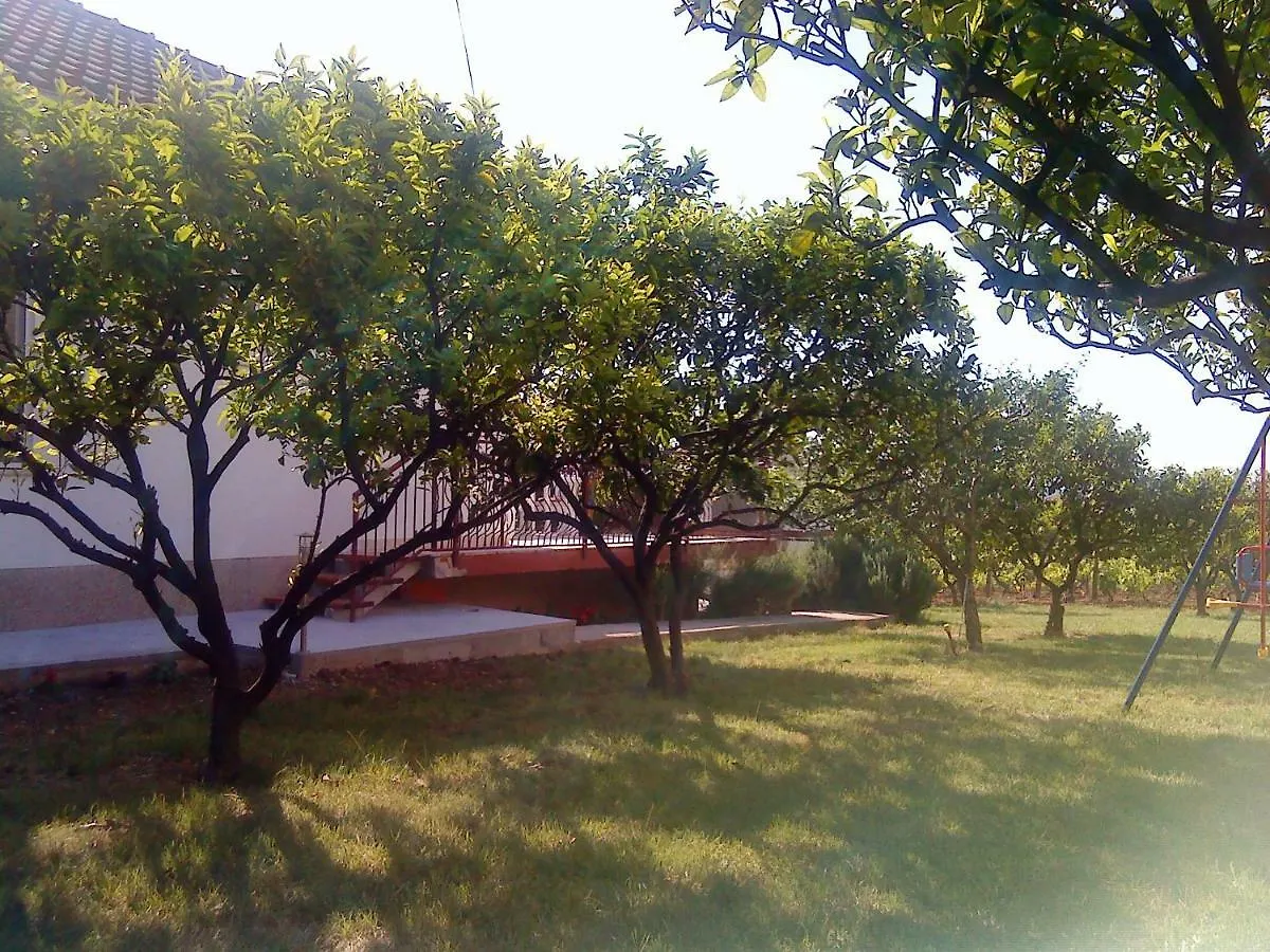 Apartment Nada Trogir 0*,